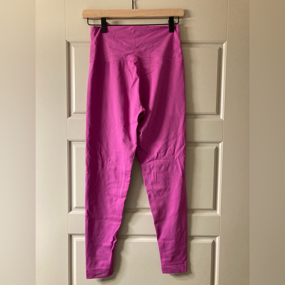 SET Active LUXEFORM Leggings Size M